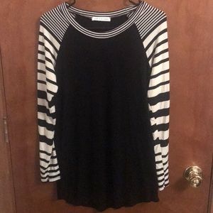 Chris & Carol spandex top from Mint Julip Boutique